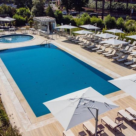 Holiday Inn Rome - Eur Parco Dei Medici By Ihg Zewnętrze zdjęcie
