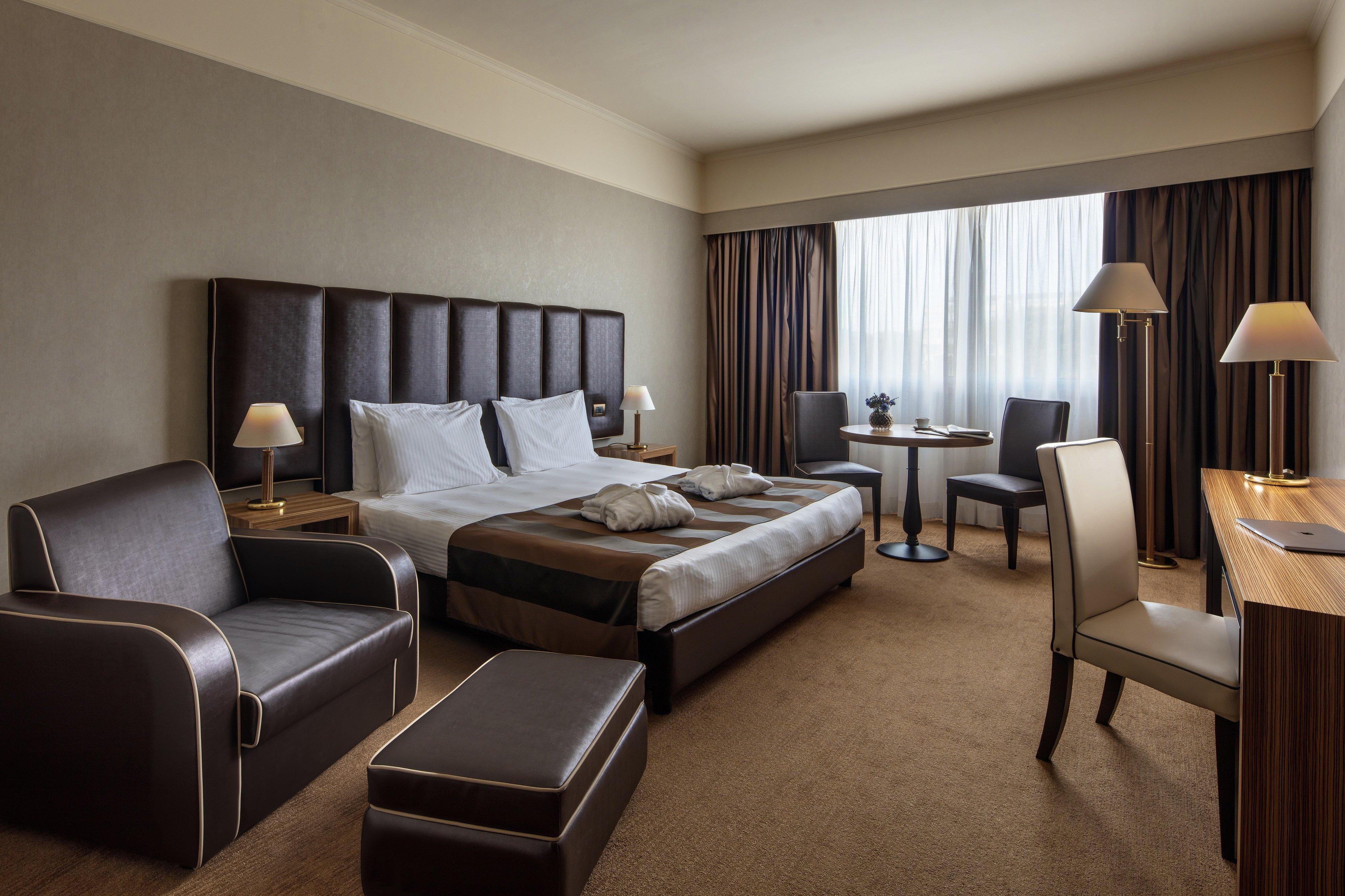 Holiday Inn Rome - Eur Parco Dei Medici By Ihg Zewnętrze zdjęcie