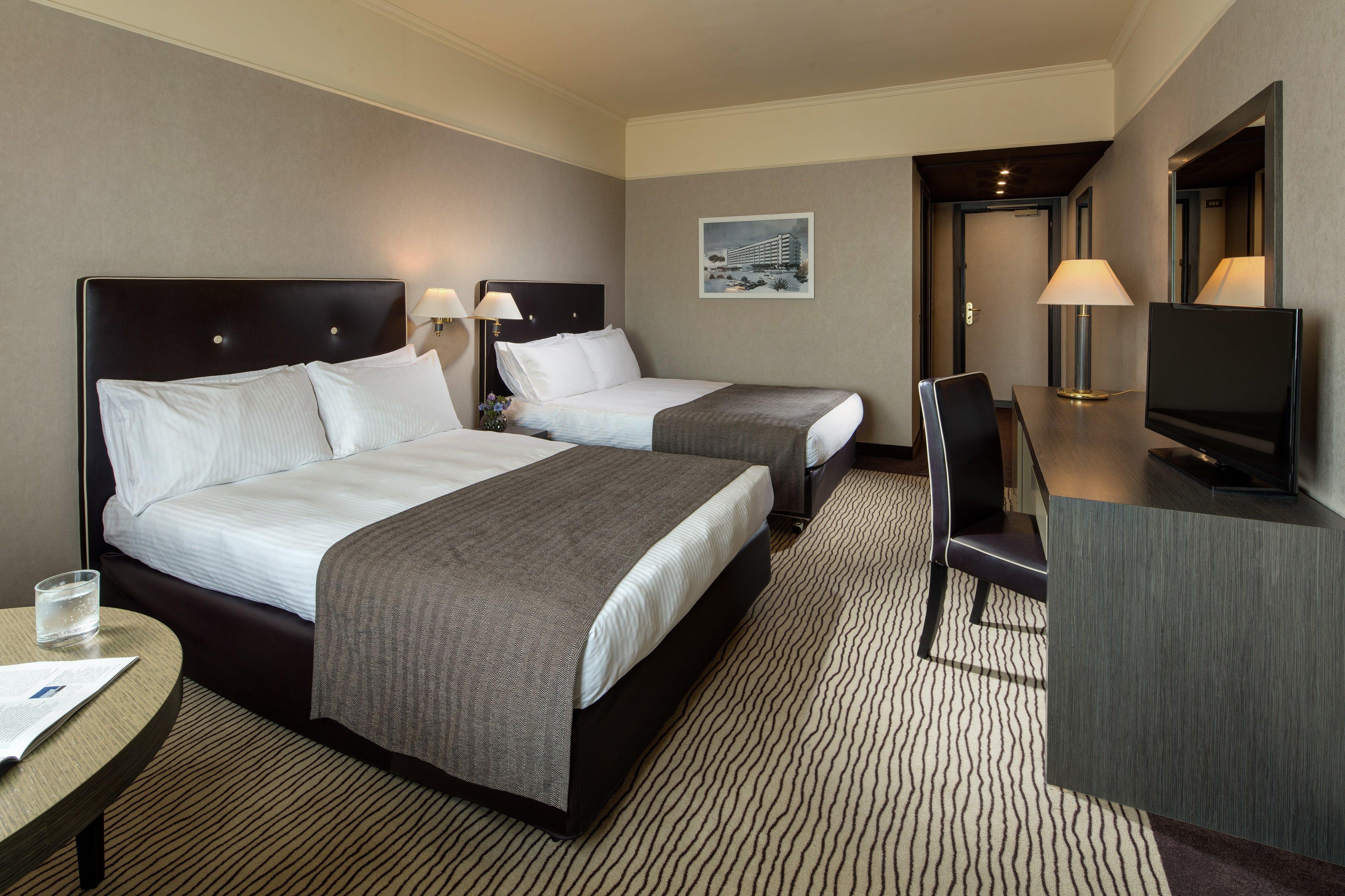 Holiday Inn Rome - Eur Parco Dei Medici By Ihg Zewnętrze zdjęcie