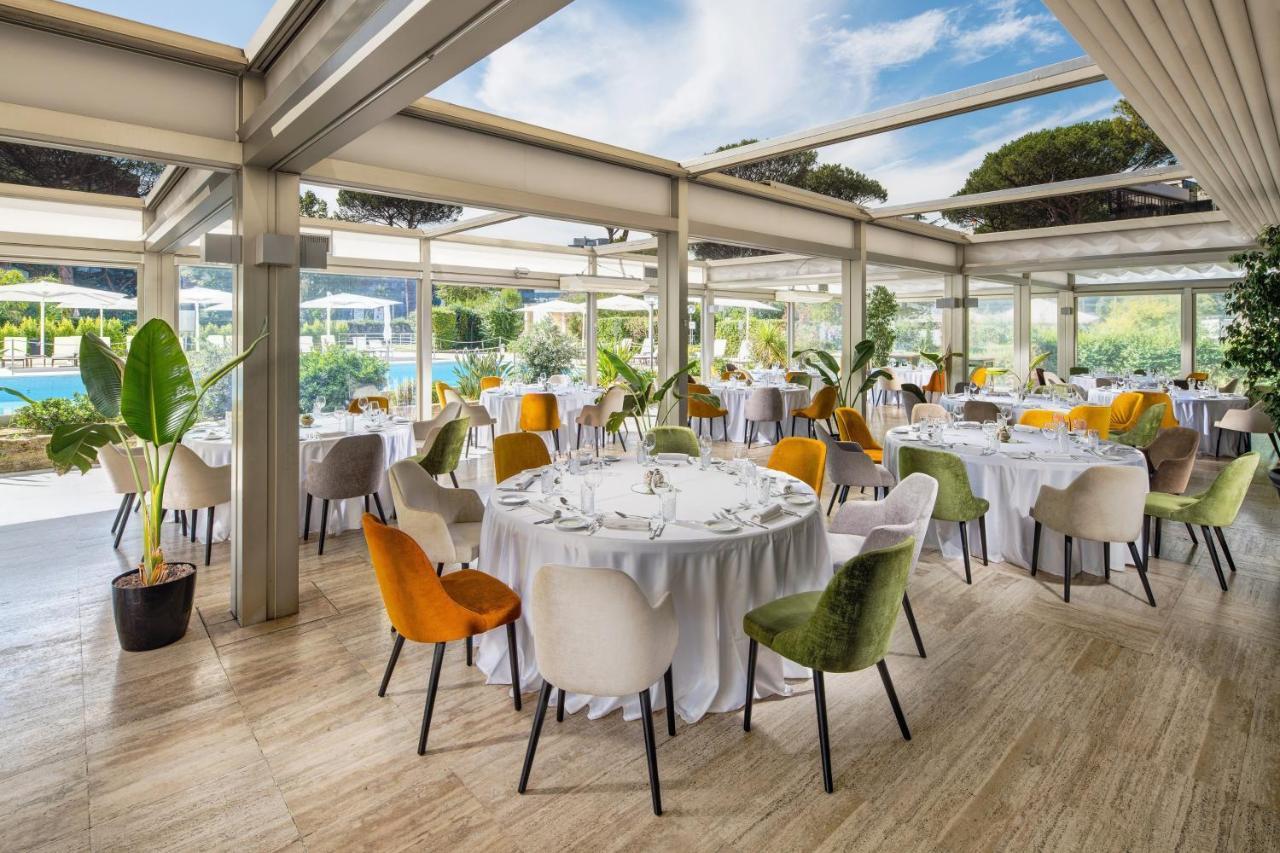 Holiday Inn Rome - Eur Parco Dei Medici By Ihg Zewnętrze zdjęcie