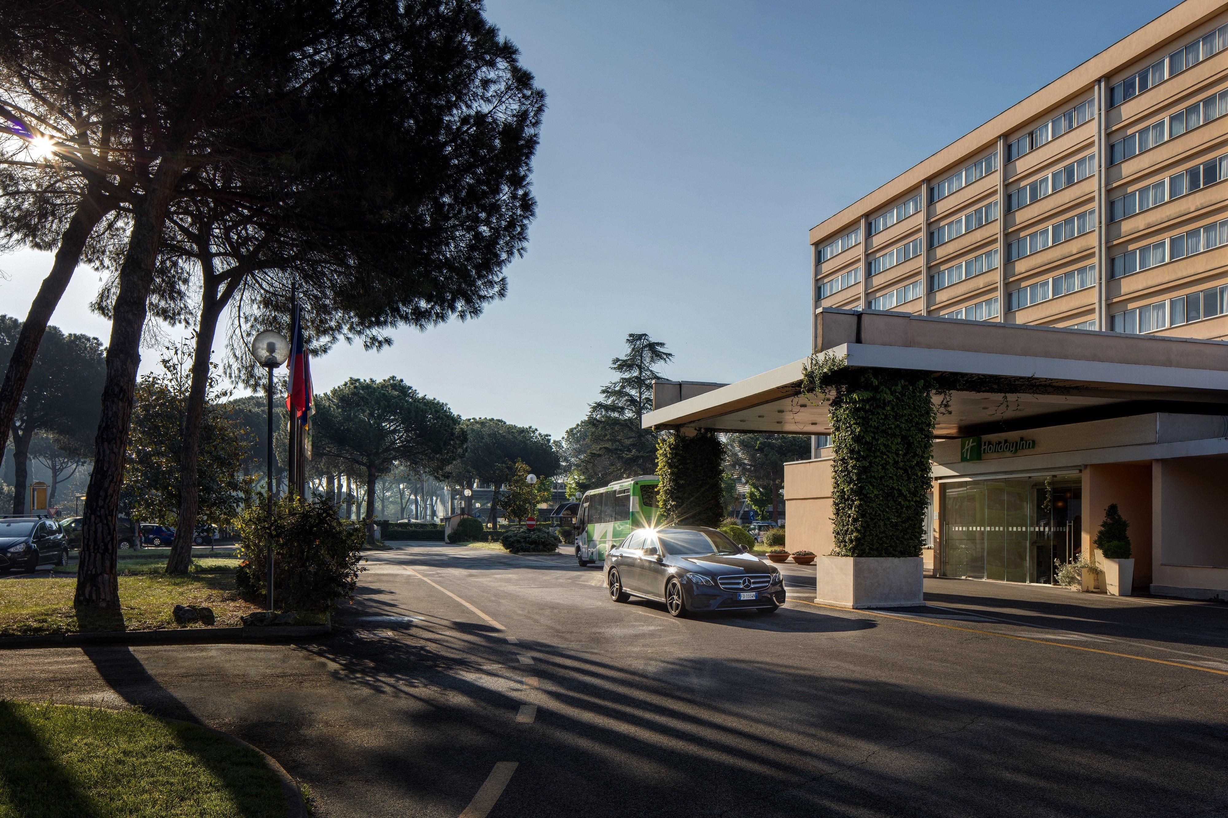 Holiday Inn Rome - Eur Parco Dei Medici By Ihg Zewnętrze zdjęcie