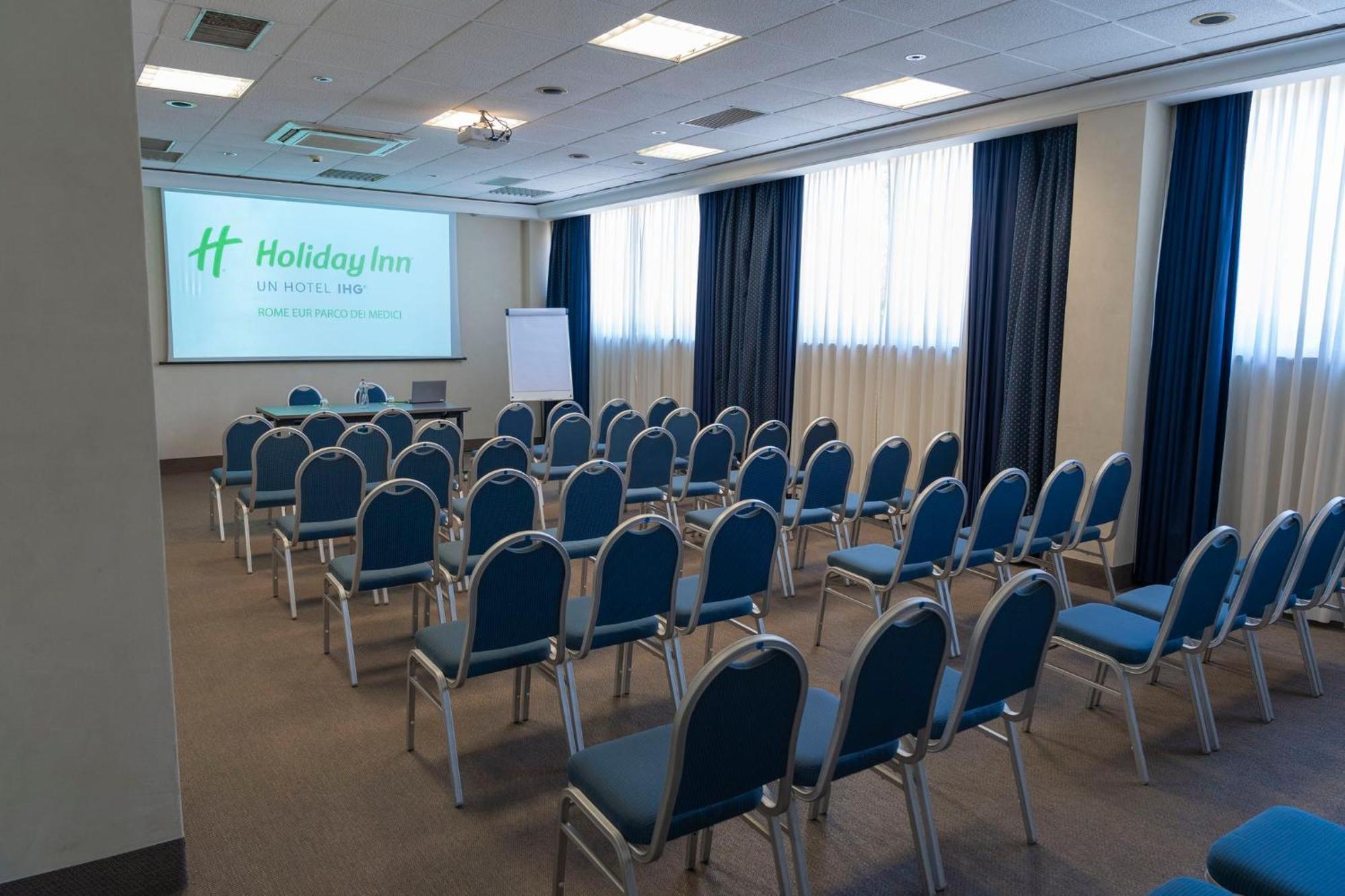 Holiday Inn Rome - Eur Parco Dei Medici By Ihg Zewnętrze zdjęcie