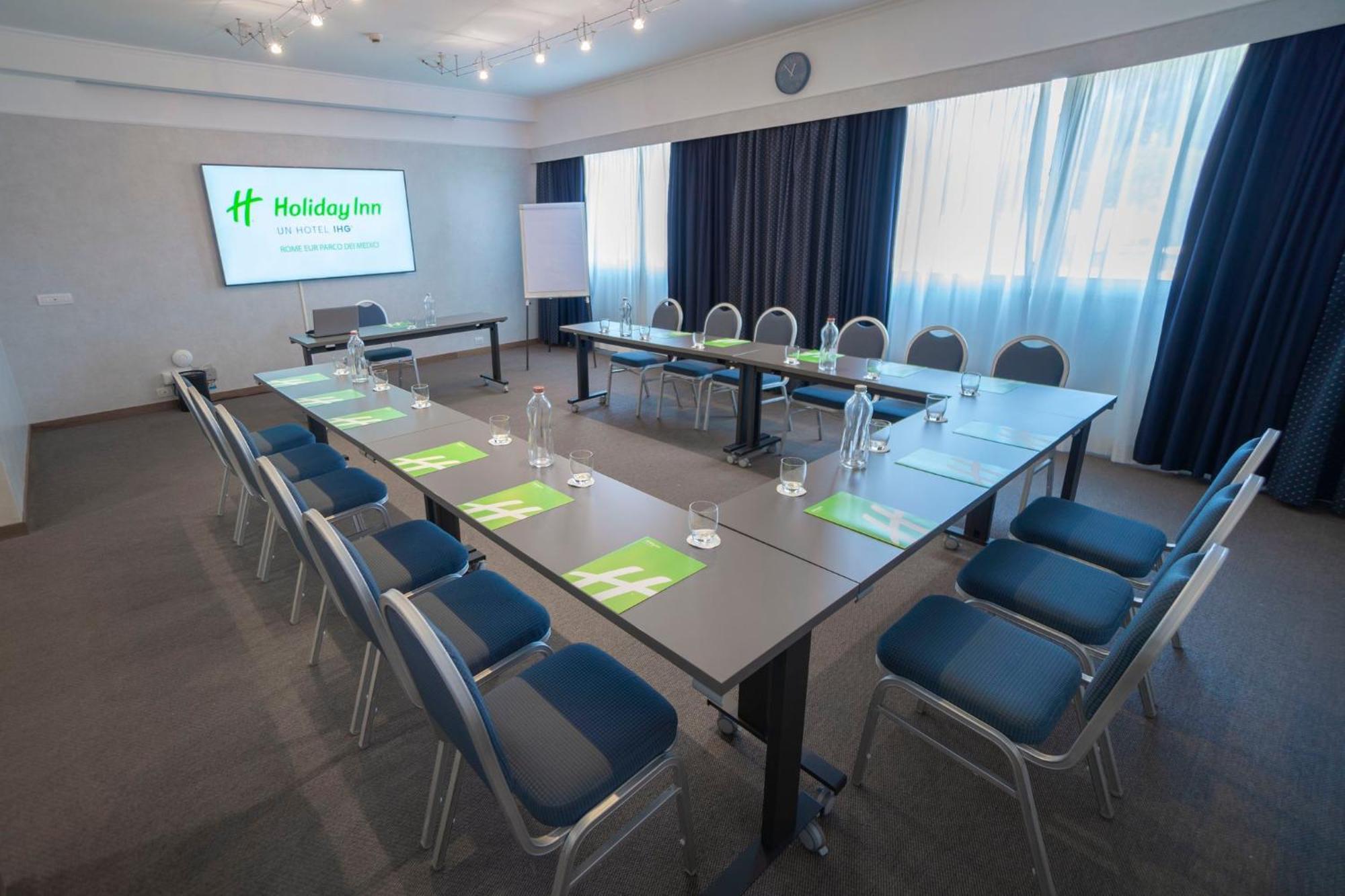 Holiday Inn Rome - Eur Parco Dei Medici By Ihg Zewnętrze zdjęcie