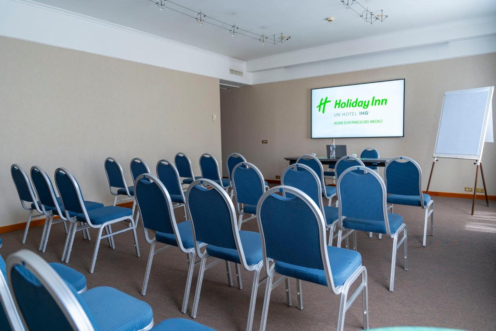 Holiday Inn Rome - Eur Parco Dei Medici By Ihg Zewnętrze zdjęcie